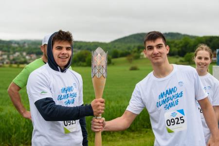 FOTO  Slovenske olimpijske sanje ponesli širom naše občine 89
